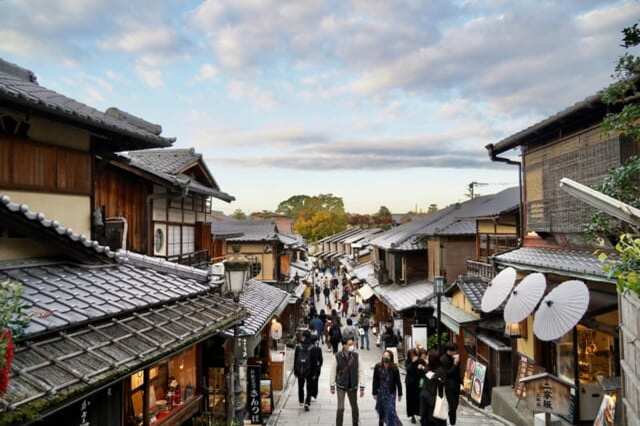 自分好みの京都旅がラクちん簡単◎ 貸切観光タクシーで巡る【秋の京都＜三十三間堂〜清水寺＞】1.jpg