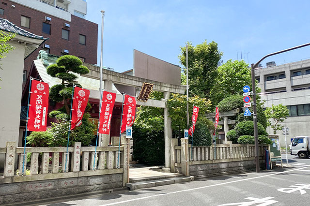 大都会・日本橋で篤く信仰される「小網神社」を徹底取材！由緒や社殿の見どころなどをご紹介