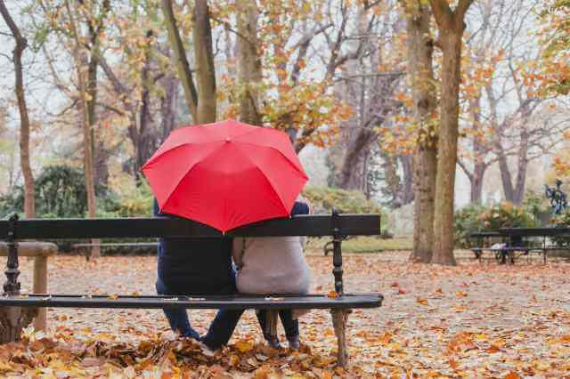 雨が好きな心理13選！雨好き男性の特徴・性格と雨の日の過ごし方も