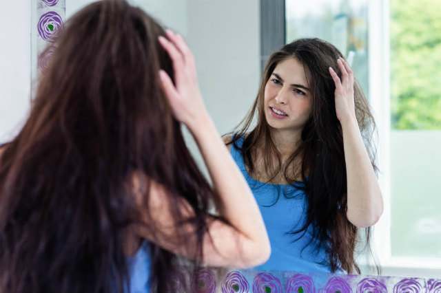 ココナッツオイルはヘアケアにも優秀！効果と使い方を美髪になりたい女性にご紹介！