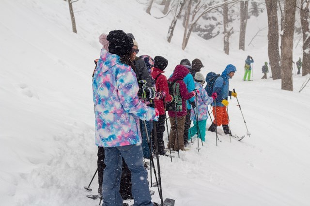 【体験記事】群馬・みなかみの雪山をハイキング！みんなで楽しめるスノーシュー体験！