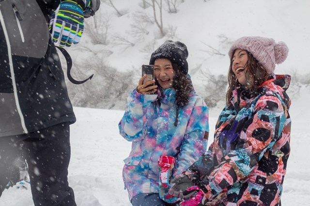 【体験記事】群馬・みなかみの雪山をハイキング！みんなで楽しめるスノーシュー体験！