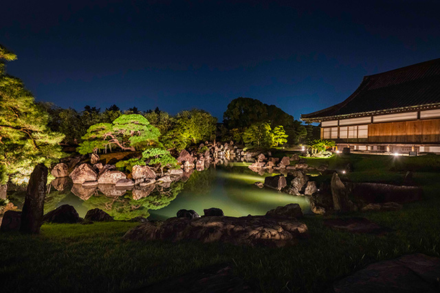 世界遺産・二条城が仮想世界と繋がる！？京都の次世代型夏祭りで和と光のアートに癒やされよう