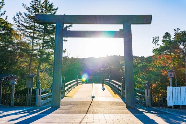 神社で泣きそうになる・涙が出るスピリチュアルな理由6個