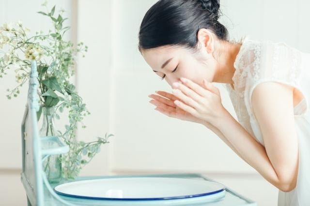 炭酸水洗顔