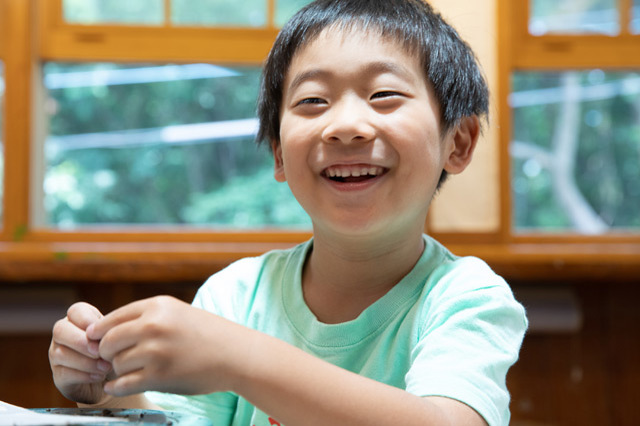 自由にものづくりが楽しめる陶芸体験に挑戦！子どもならではの発想力に感動しちゃいました！