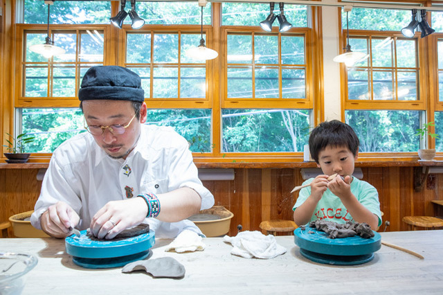 自由にものづくりが楽しめる陶芸体験に挑戦！子どもならではの発想力に感動しちゃいました！