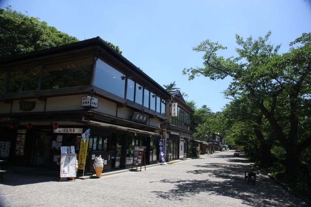 【金沢観光】兼六園の魅力 お得な割引情報から周辺のランチ情報まで