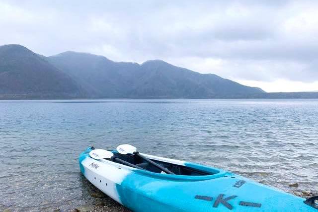 富士山の麓でアウトドアな休日。本栖湖でのカヌー体験！