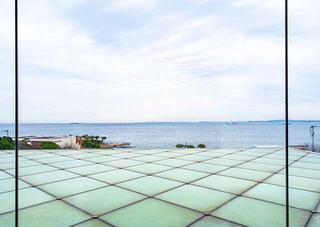 横須賀美術館で建築、絶景、レストランを一挙に満喫