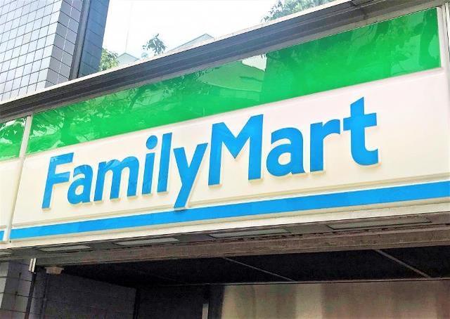 見つけたら即お持ち帰りしたい!ファミマ限定「ムーミン」スイーツ3つ