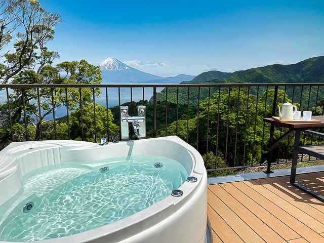 絶景を楽しめるグランピングスポット3選！富士山や海、雲海を目に焼き付けよう！【極私的おでかけ百景 #11】