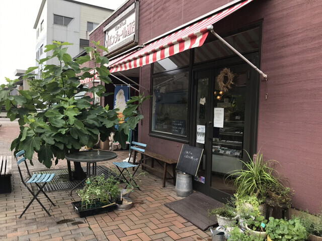 都城市のパン屋おすすめ13選！話題の新店舗や地元民が通う名店も！