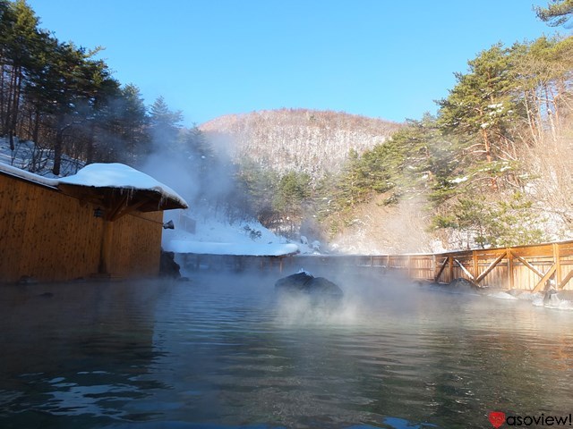 【おすすめ33選】群馬の日帰り温泉まとめ！源泉掛け流しから貸切風呂、絶景の雪見風呂まで