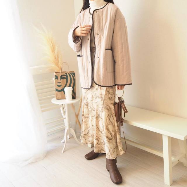 大人気「キルティングアウター」はこう着るのが正解!今すぐマネしたい♡大人の着こなし7選1.jpg