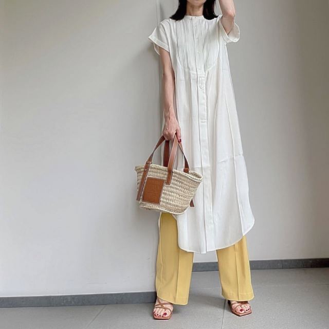 夏は「シャツワンピ」が頼りになります!1枚でもレイヤードでも使えて着回し無限 最旬コーデ集