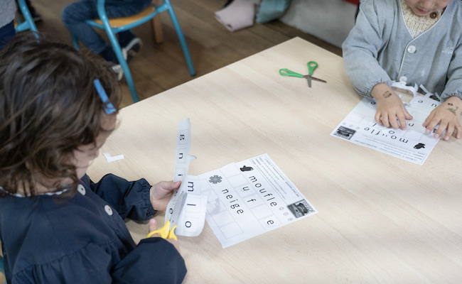 フランスでは3歳から義務教育！フランスの幼稚園をリアルレポート