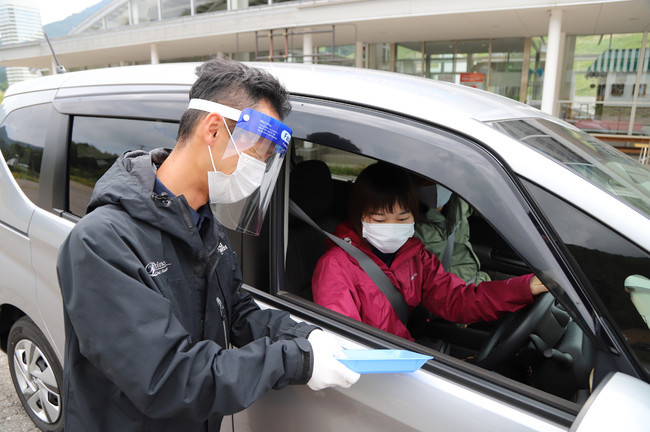 【苗場スキー場】プライベート空間で安心！日本最長5,481ｍのゴンドラから見る絶景紅葉