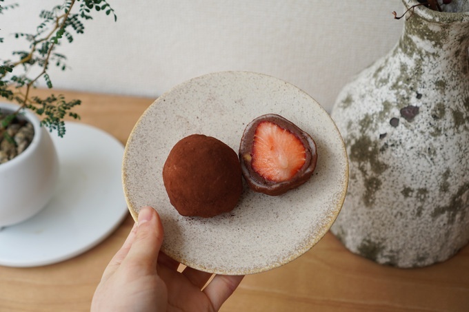 ふわふわの練りたていちご大福専門店『あか』の2号店が自由が丘にオープン