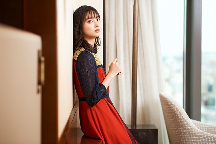 新川優愛が実践する、無理しない・肩肘張らないサステナブルな働き方「楽しく仕事に挑戦できる自分でいたい」