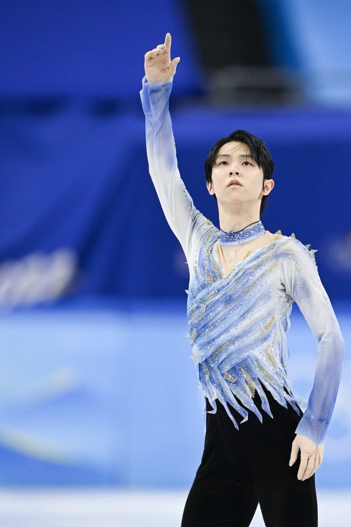 羽生結弦の海外人気が止まらない。“羽生本”が中国etc.で爆売れのわけ