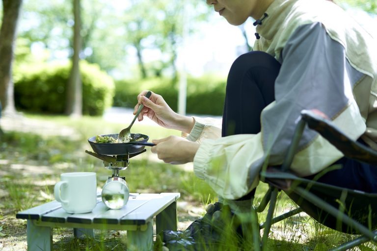 キャンプ好き女性が「もう無理！」。迷惑キャンパー急増の意外な理由／2021人気記事BEST5