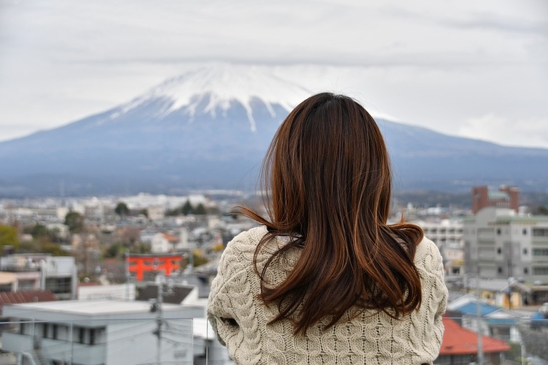 有名インスタグラマー【ジュリアナ・ブラウン】ってどんな人？逮捕の噂も⁈