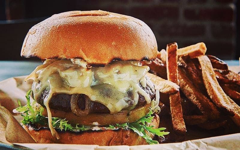 おしゃれで美味しいランチならココ!ブルックリンスタイルの「ライブストック・タバーン/Livestock Tavern」