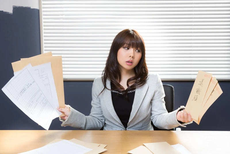 シングルマザーにおすすめの仕事ランキング！正社員になるコツは？