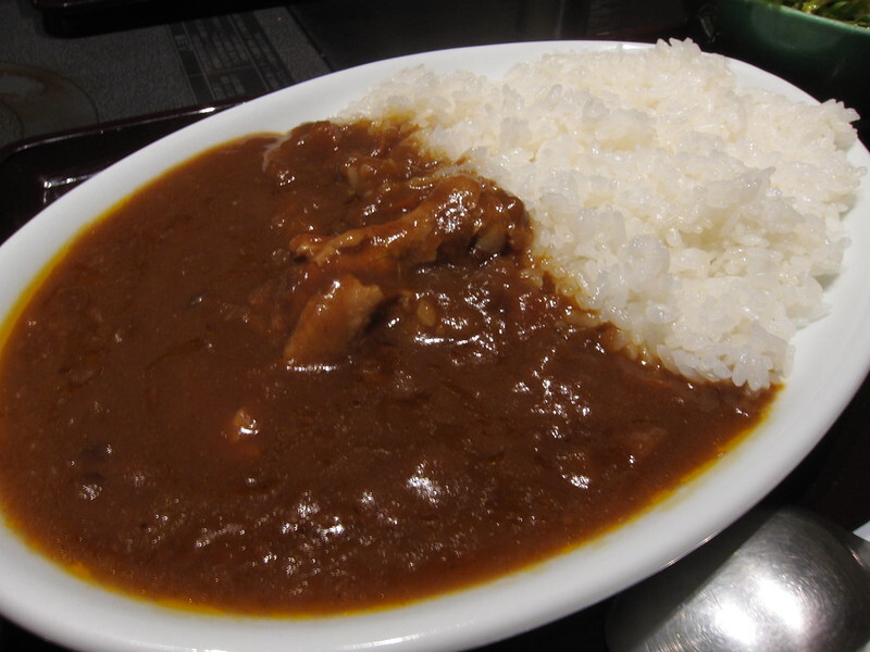 九段下駅の絶品カレー7選！駅前のランチ人気店やナン食べ放題の店も！