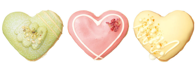 【クリスピー・クリーム・ドーナツ】バレンタインシーズン限定ドーナツ3種が7日間限定でハート型になって登場『HEART WEEK』2022年2月8日（火）～14日（月）開催