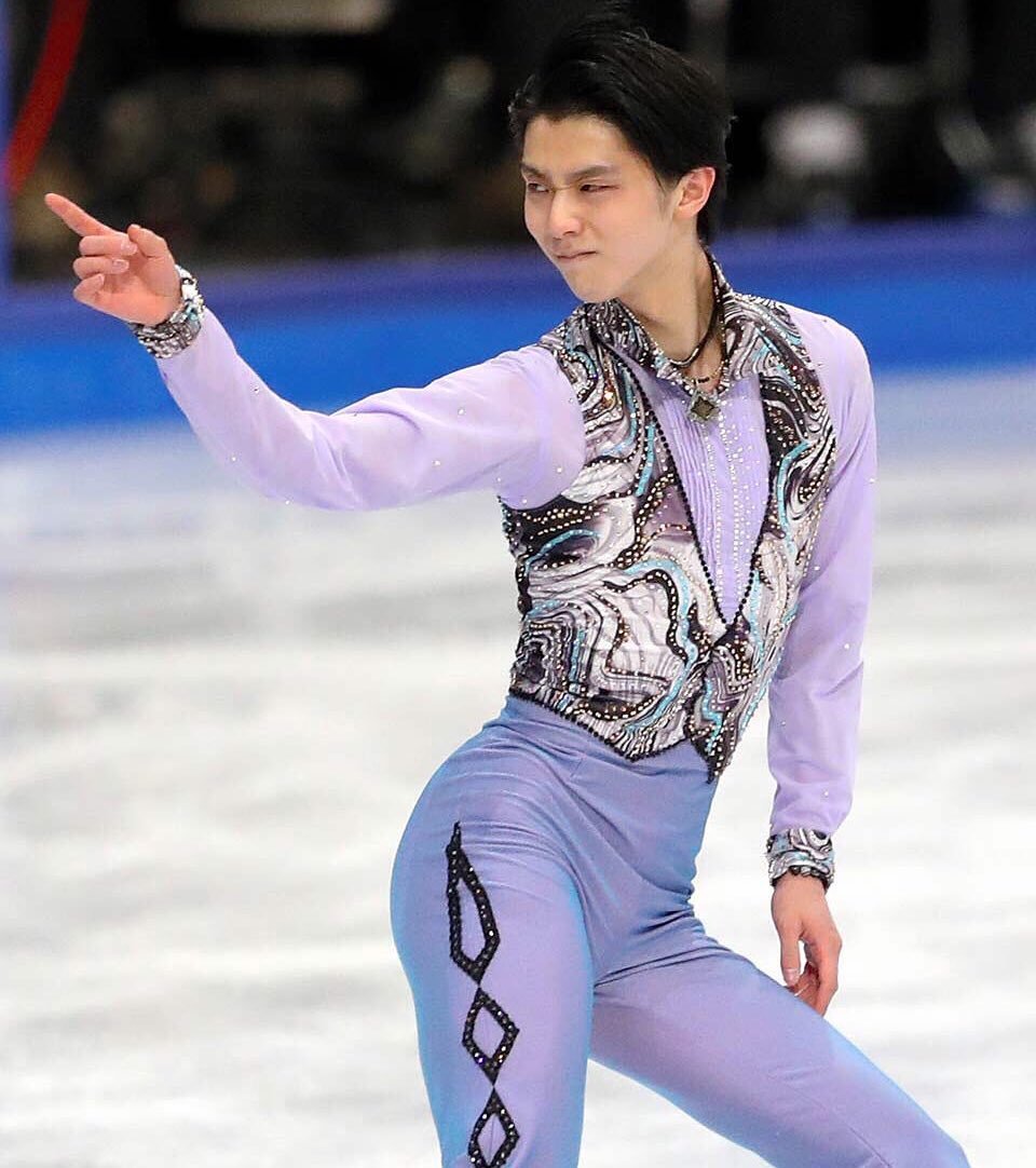 羽生結弦の身長体重を調査！実際より高く見えるワケと驚きの筋肉美も